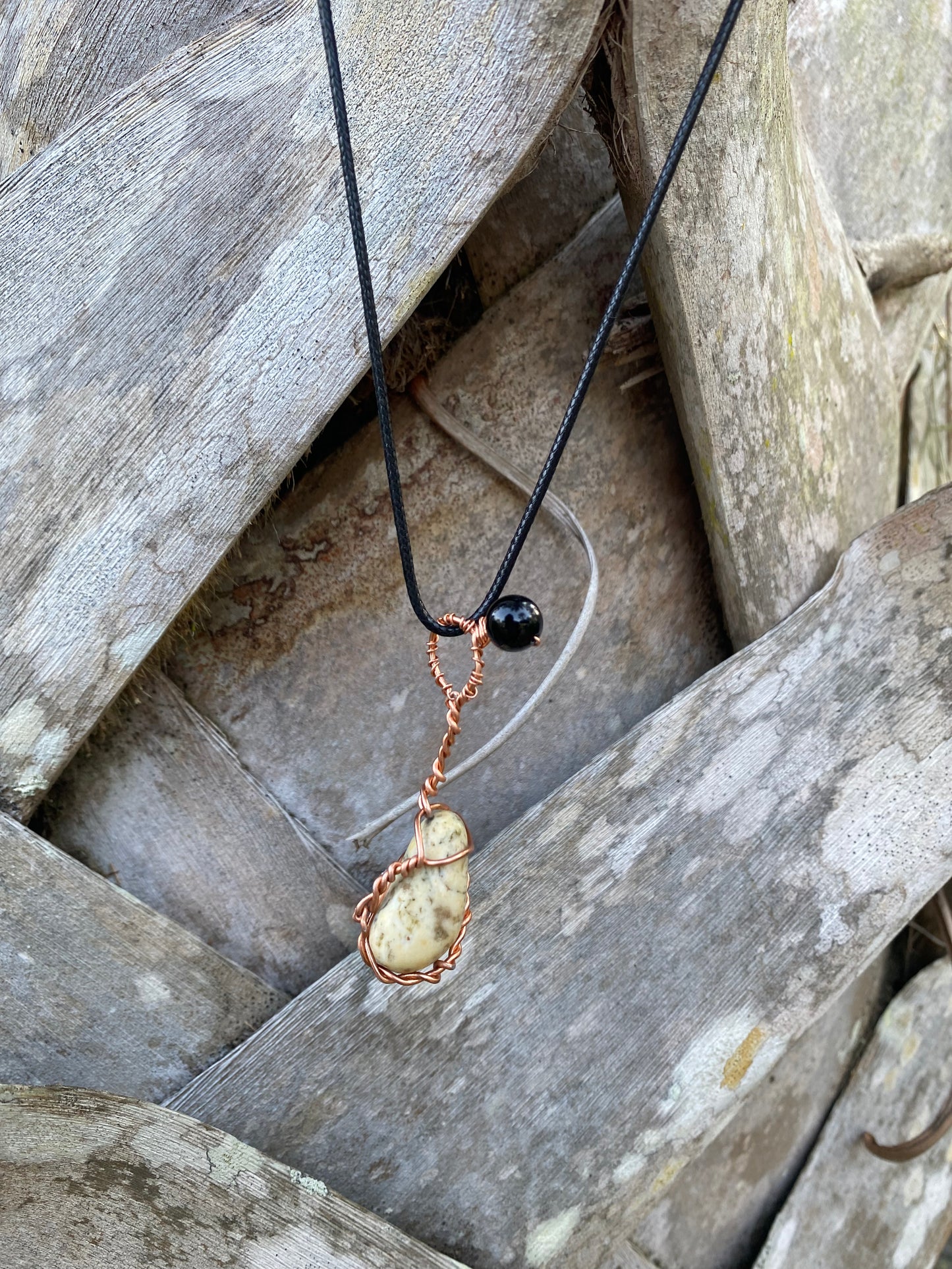 White Howlite Crystal Stone & Wire Necklace