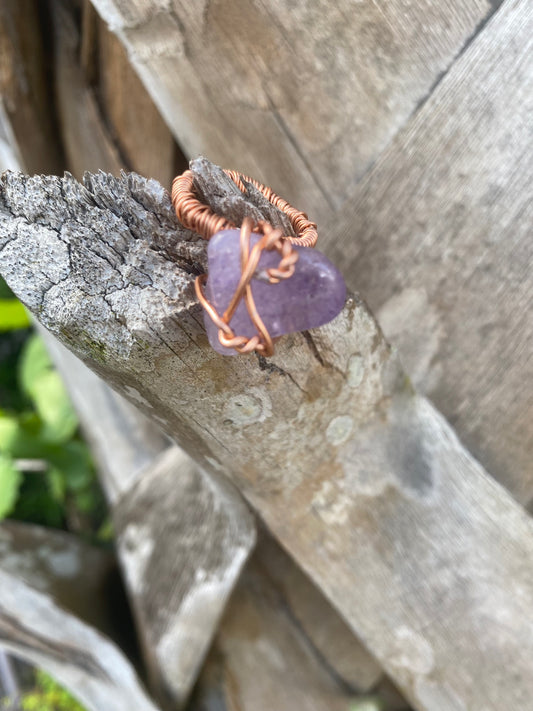 Amethyst stone & Wire Mid Finger Ring